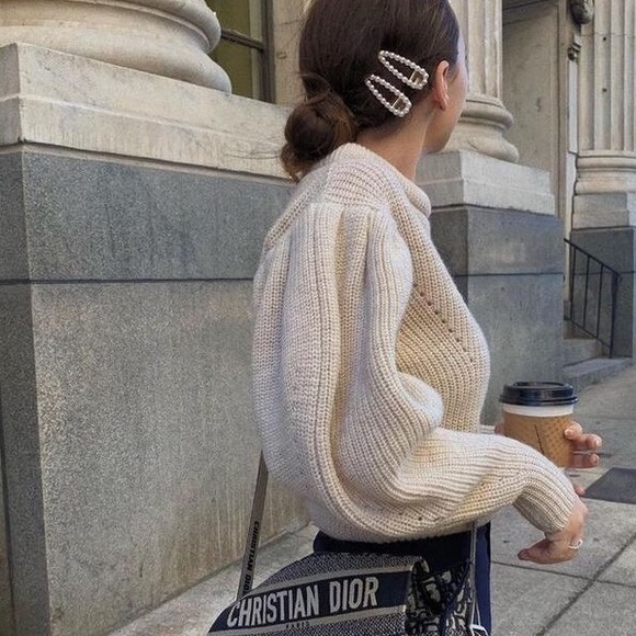 LAST SET Vintage Pearl + Gold Barrette Clips - Picture 2 of 6